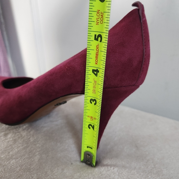 Coach Velvet Maroon Heels Pumps Point Closed Toe Stiletto 3.5" Heel Sz 8 DEFECTS - Picture 16 of 16